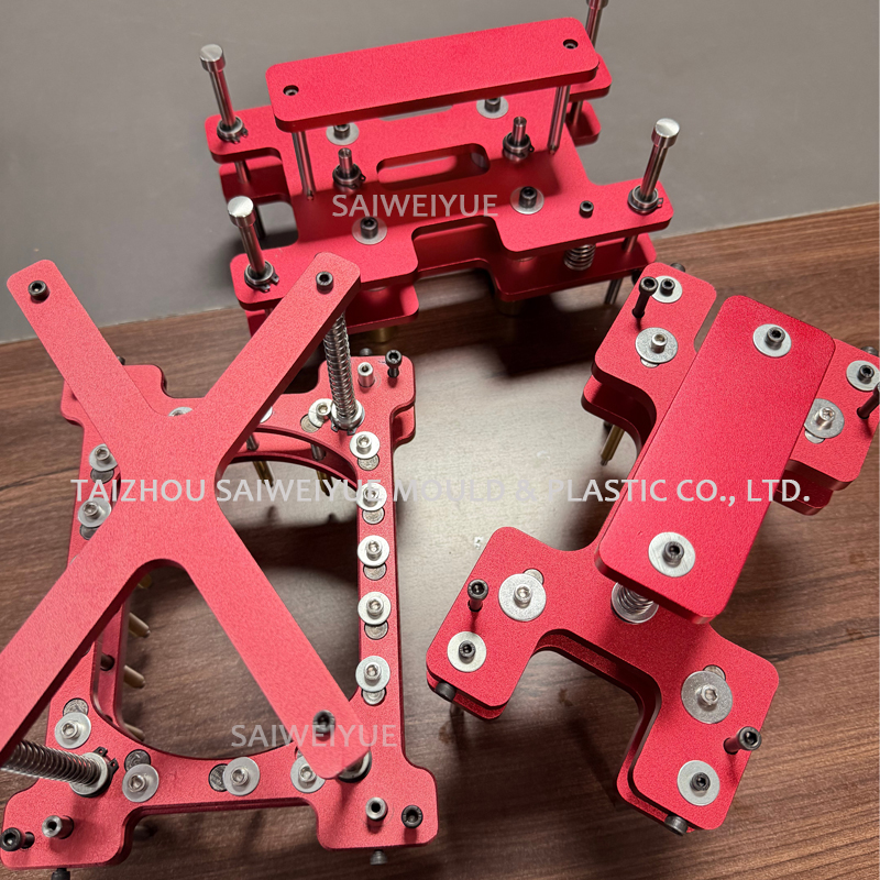 Handheld Fixture For Injection Mould Installing Brass Inserts